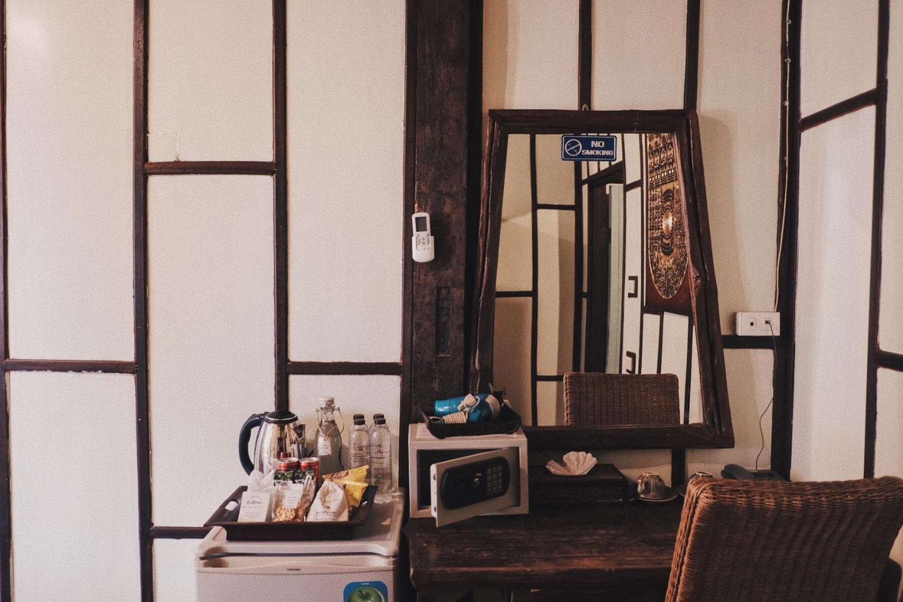 Buri Gallery House Chiang Mai Rom bilde