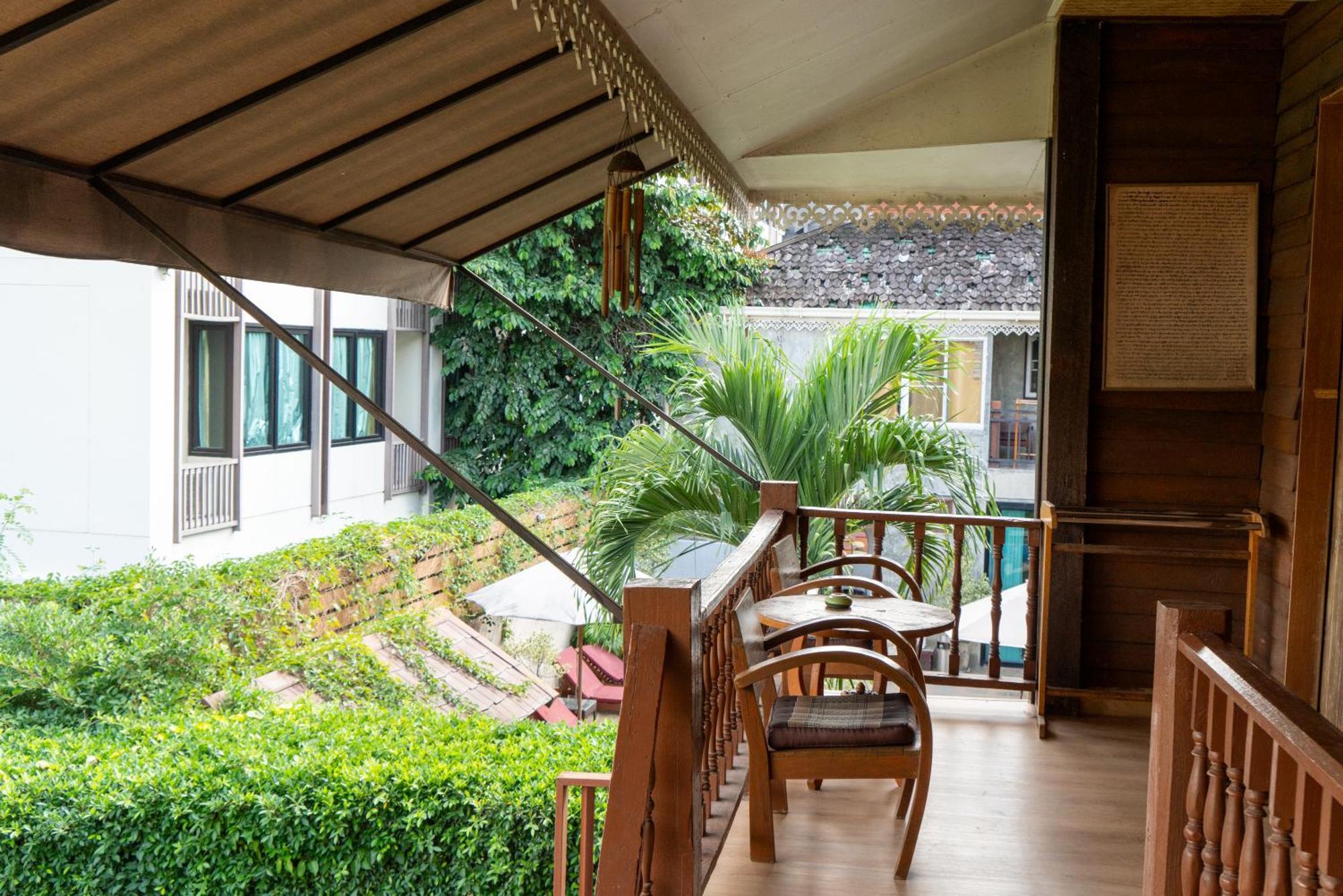 Buri Gallery House Chiang Mai Rom bilde
